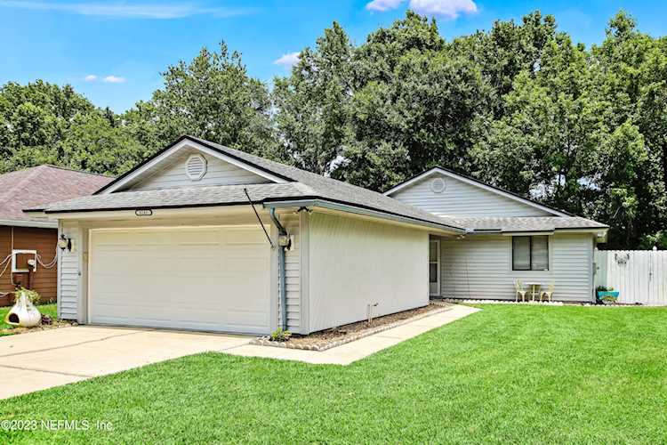 8245 Lake Woodbourne DR E Jacksonville, FL 32217 | MLS 1230572 Photo 1