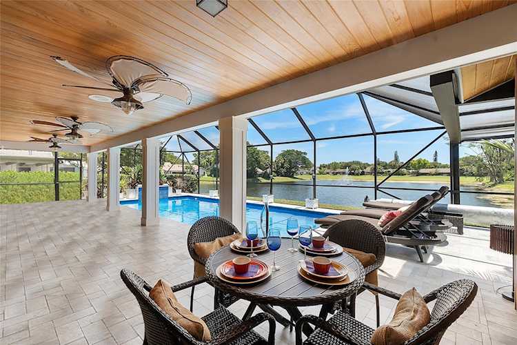 368 Woodlake Lane Deerfield Beach, FL 33442