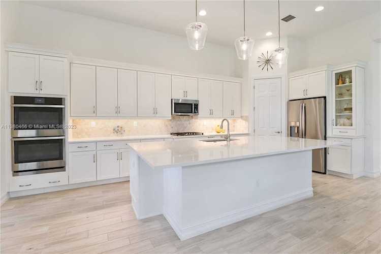 11913 Fortress Run Parkland, FL 33076