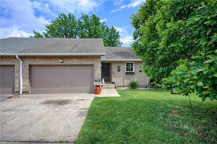 17425 E 42nd St Independence, MO 64055 | MLS 2438556 Photo 1