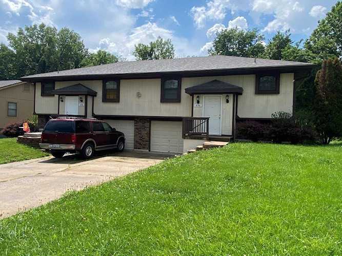 404 & 406 N Kendall Dr Independence, MO 64056 | MLS 2438562 Photo 1