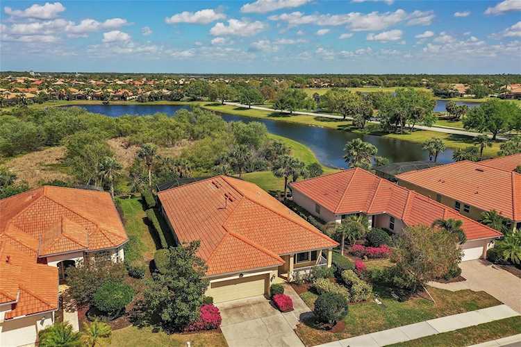 118 Treviso Ct North Venice, FL 34275