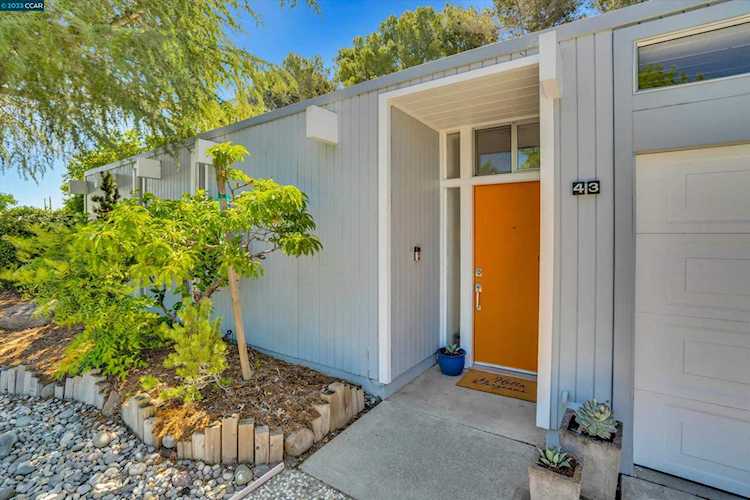 43 San Marino Ct Walnut Creek, CA 94598