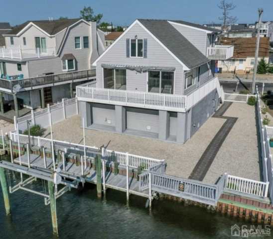208 Morris Boulevard Beach Haven, NJ 08050