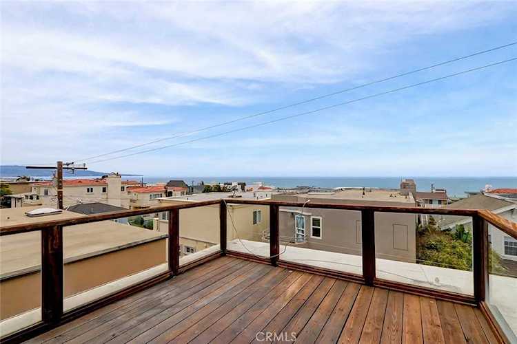 316 1st Place Manhattan Beach, CA 90266 | MLS SB23088157 Photo 1