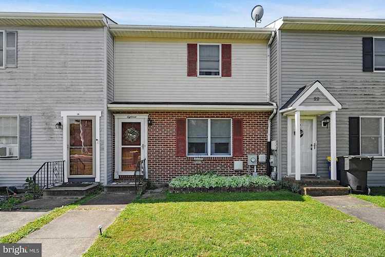PHOTOS & DETAILS: 18 Greenway Ln, Dover, DE 19901 For Sale - MLS #DEKT2019936 - Photos, Virtual Tour, School Info - Real Estate Listing Info Photo 1