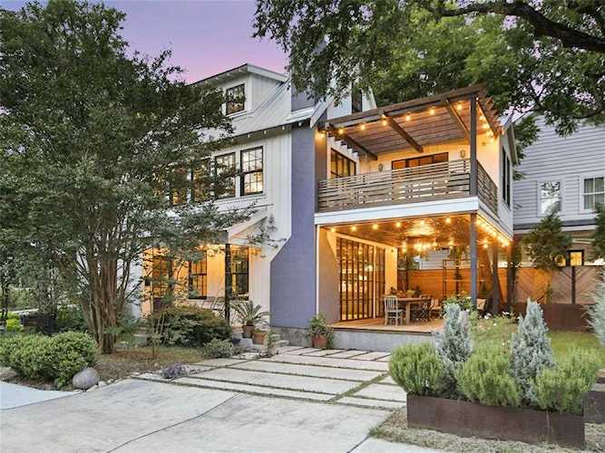 1704 W 10th ST Austin, TX 78703