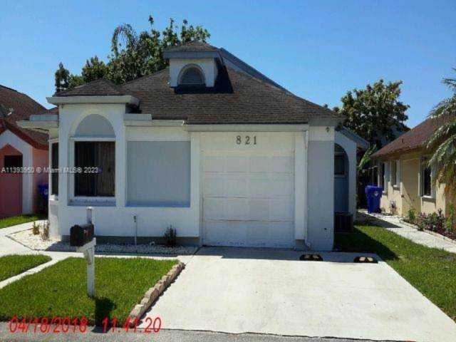 Residential House and Condominiums in Southeast Florida Photo 1