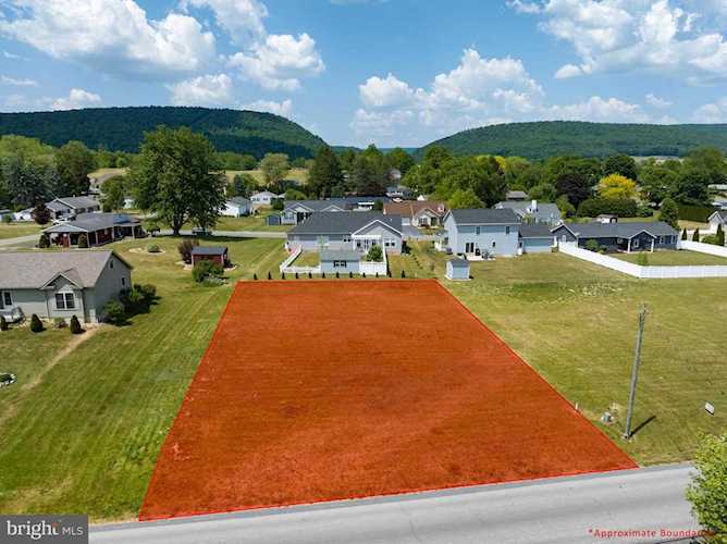 0 Mill St Millheim, PA 16854