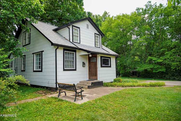 309 Stanley Ave Maryville, TN 37803