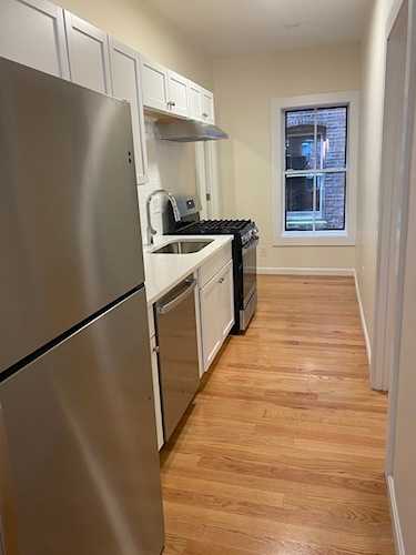 13 S Russell St #1 Boston, MA 02114