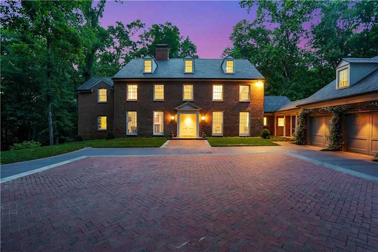 3875 Tuxedo Road NW Atlanta, GA 30342