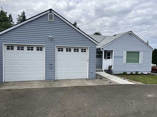 18041 S Holly LN Oregon City, OR 97045