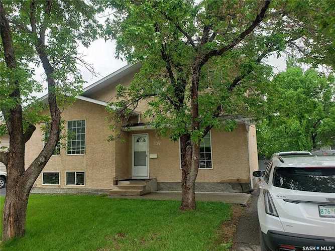 234 Thomson Ave Regina, SK S4N 5P9