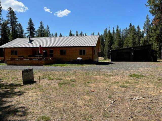 139510 Buzzard Ln Crescent Lake, OR 97733 | MLS 220165379 Photo 1