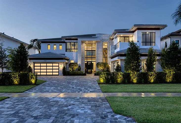 17073 Brulee Breeze Way Boca Raton, FL 33496