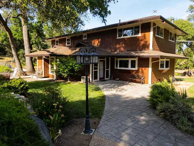 7705 Logan Lane Penryn, CA 95663