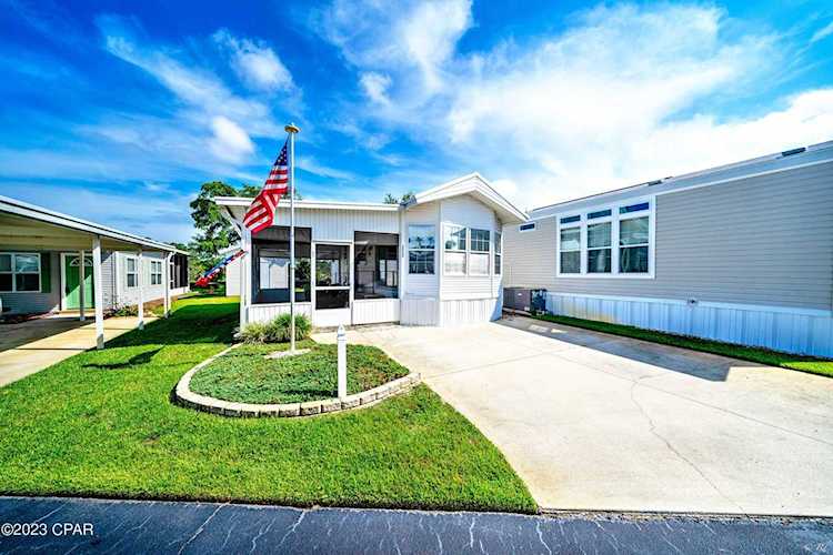 1219 Thomas Dr #111 Panama City Beach FL 32408 742369 Emerald Pointe Resort home for sale This is your chance to own a cozy one bedroom, one bath unit located in Emerald Pointe Resort. The... Photo 1