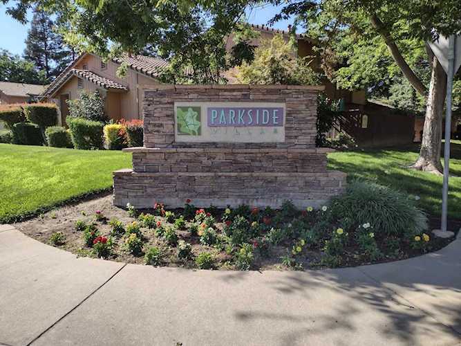 4004 NW Elmo Loop #Apt C Modesto, CA 95356