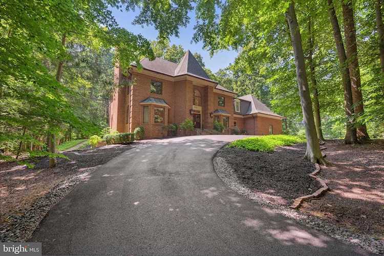 252 Springvale Rd Great Falls, VA 22066