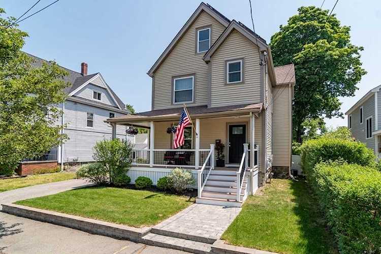 33 Adams Street Melrose, MA 02176 | MLS 73120798 Photo 1