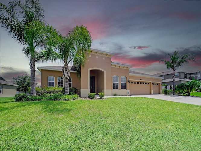 428 Palastro Ave Auburndale, FL 33823