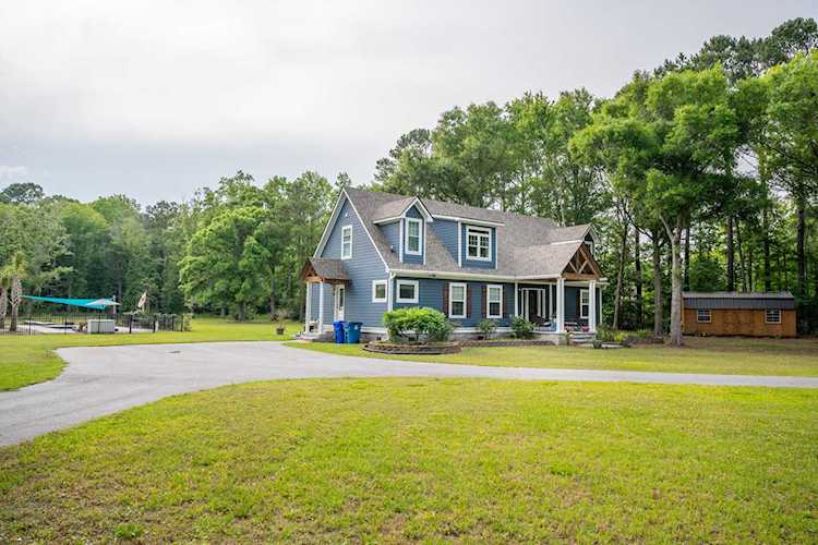2448 Cape Rd Johns Island, SC 29455
