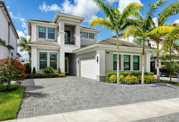 9052 Chauvet Way Boca Raton, FL 33496