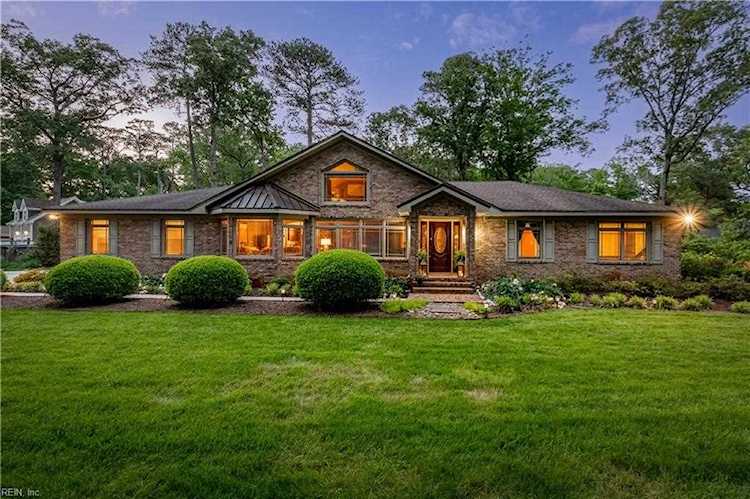 3136 Little Haven Rd Virginia Beach, VA 23452