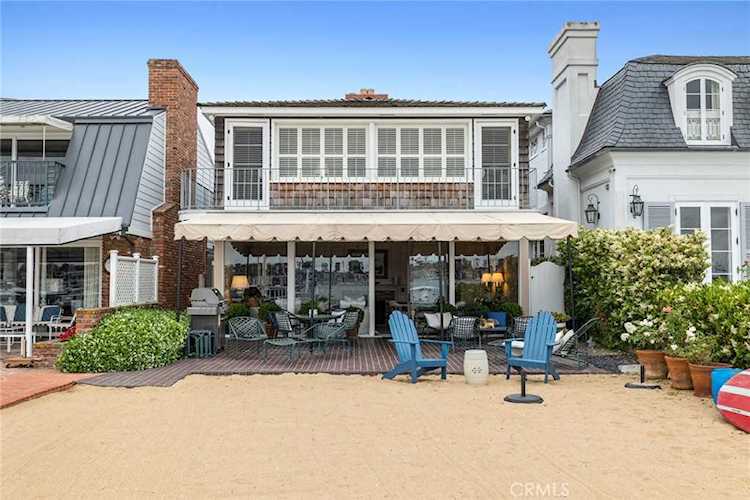 1411 E Bay Ave Newport Beach, CA 92661