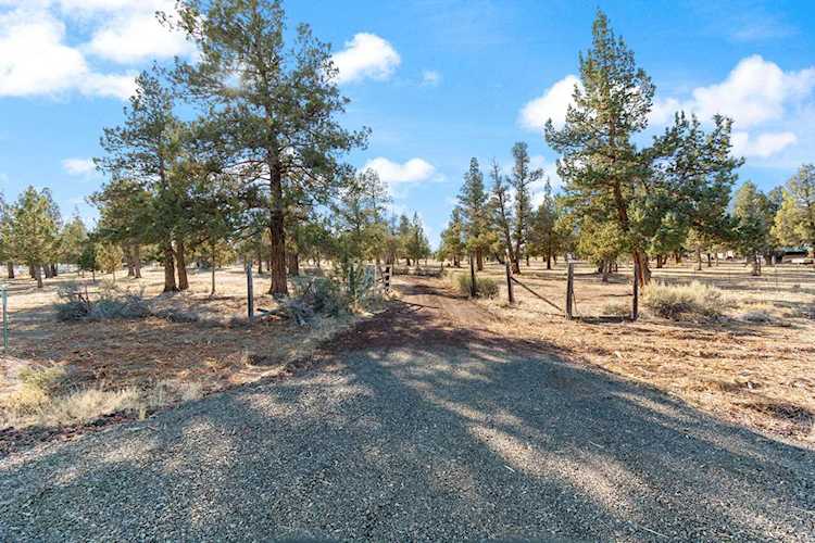 66895 Fryrear Rd Bend, OR 97703