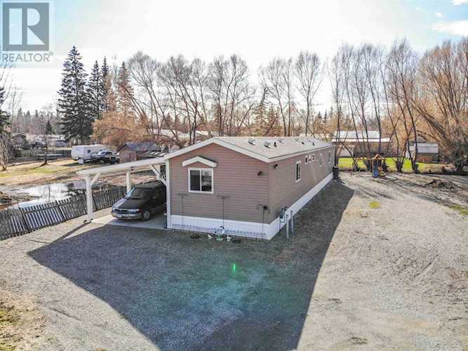 683 Elm Street Quesnel, BC V2J3W7