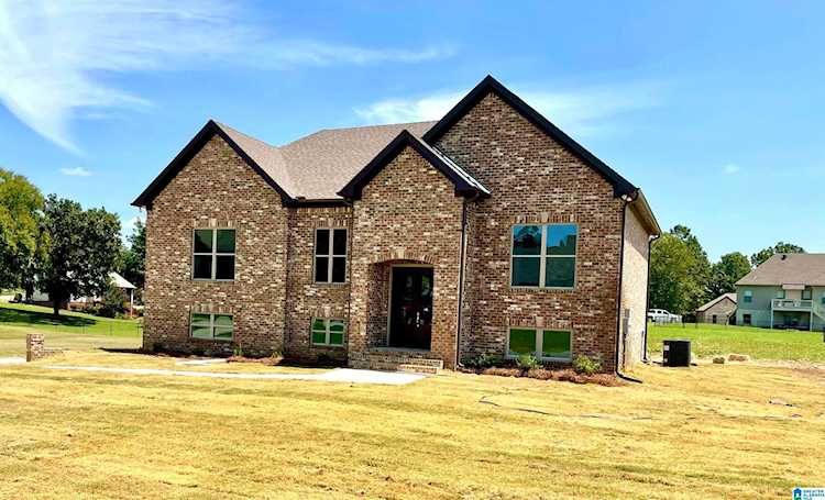 1883 Franklin Parc Lane Warrior, AL 35180