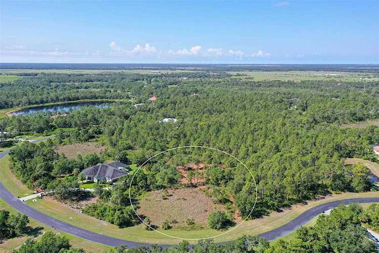 10709 Leafwing Dr Sarasota, FL 34241