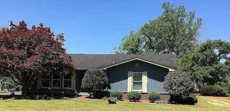 1240 Barbour Lane Eufaula, AL 36027