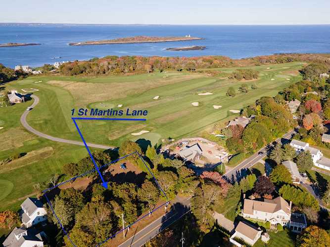 1 St Martins Ln Biddeford, ME 04006