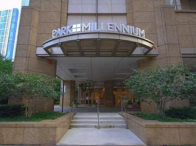 222 N Columbus Dr #3004 Chicago, IL 60601 | MLS 11801568 Photo 1