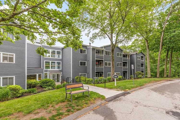 500 Colonial Drive #113 Ipswich, MA 01938 | MLS 73121446 Photo 1