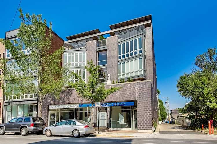 1915 N Damen Ave #B Chicago, IL 60647 | MLS 11801794 Photo 1