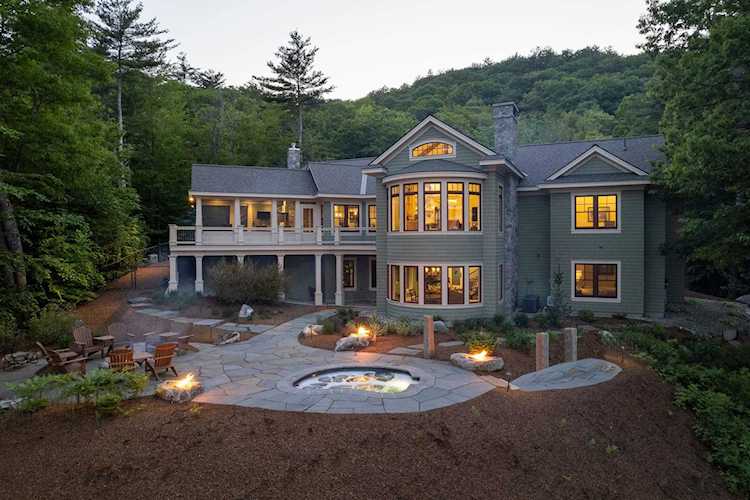 95 Bears Nest Trl Moultonborough, NH 03254