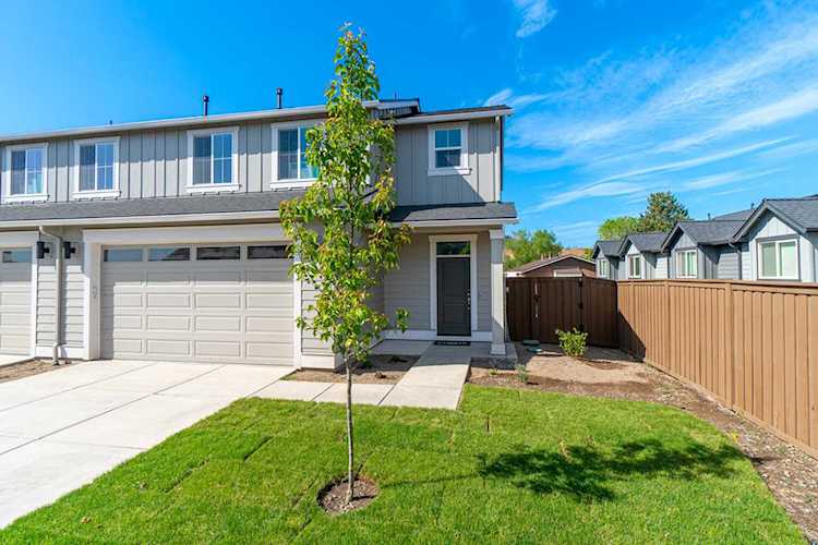 2049 NE Traditions Ct-Bend-OR-97701-Deschutes-Purcell Landing Photo 1