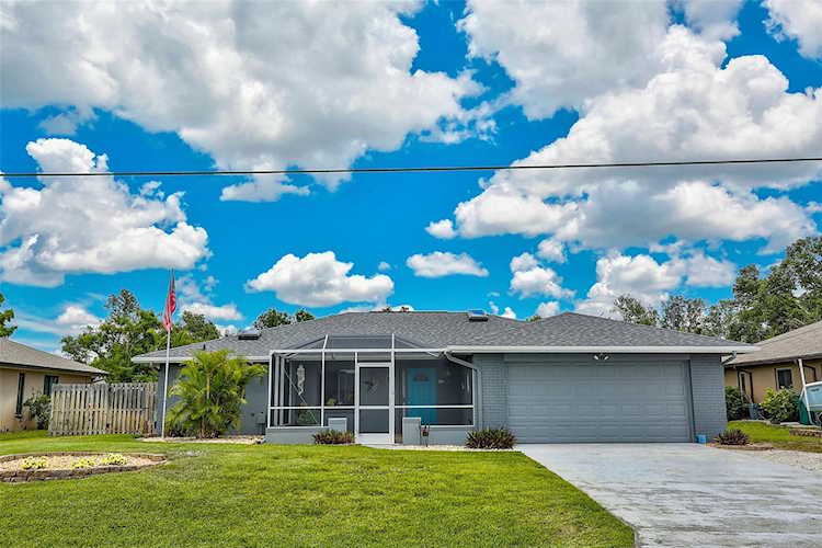 336 Waterside St Port Charlotte, FL 33954