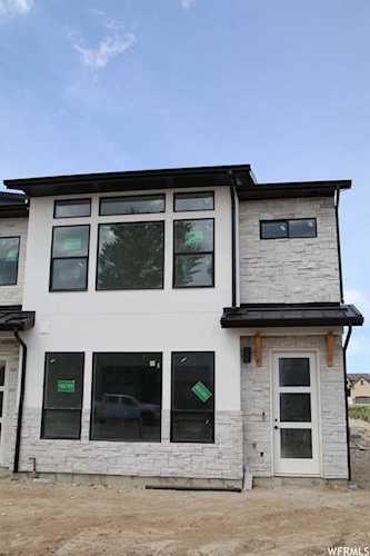 4312 W 5430 S Roy, UT 84067