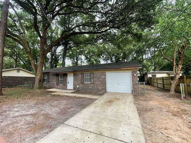 5628 Cypress Circle Tallahassee, FL 32303 in Autumn Woods Photo 1