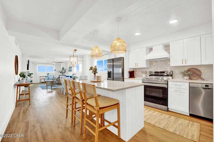 5801 Thomas Dr #501 Panama City Beach FL 32408 742455 Regency Towers condo for sale Absolutely stunning 3 bed/2 bath gulf view condo with over 1500 SqFt! Fully renovated and rental... Photo 1