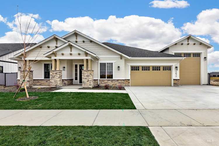 5635 W Polecat Dr Eagle, ID 83616