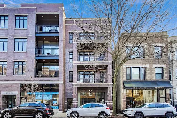 2135 W Belmont Ave #4 Chicago, IL 60618 | MLS 11756198 Photo 1