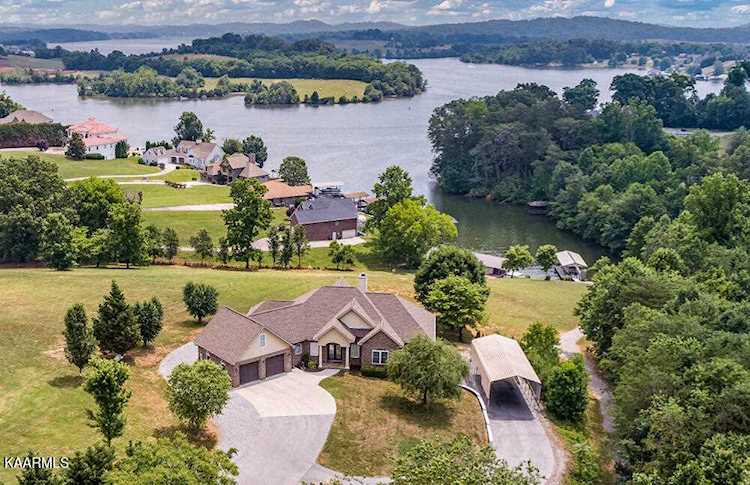 4027 Tidewater Rd Louisville, TN 37777