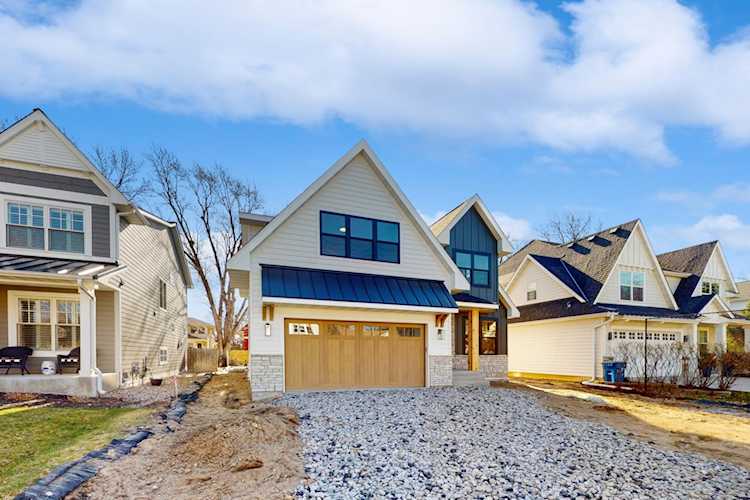 5821 Ashcroft Avenue Edina, MN 55424