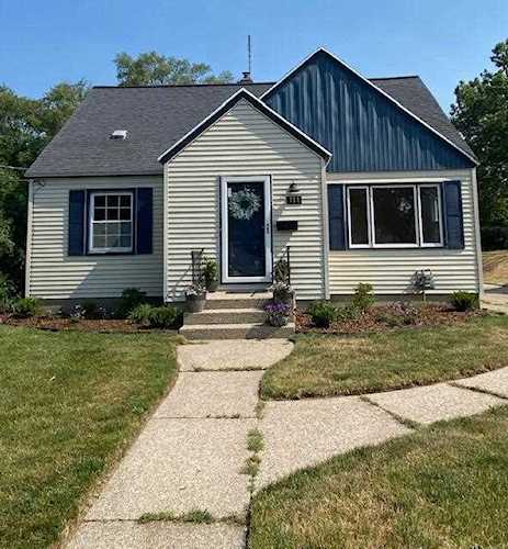 711 Colrain St SW Wyoming, MI 49509 | MLS 23019468 Photo 1